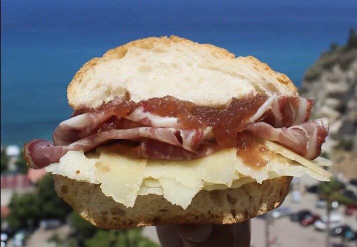 dove-mangiare-bene-spendendo-poco-a-tropea-livasi-enogastronomia-lorenzo