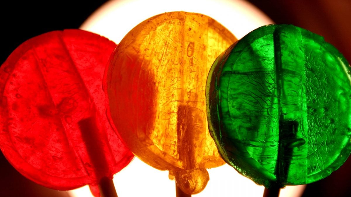 buchi-bastoncini-lecca-lecca