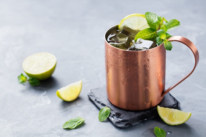 ginger-beer-cos-e-cocktail-gin-mule