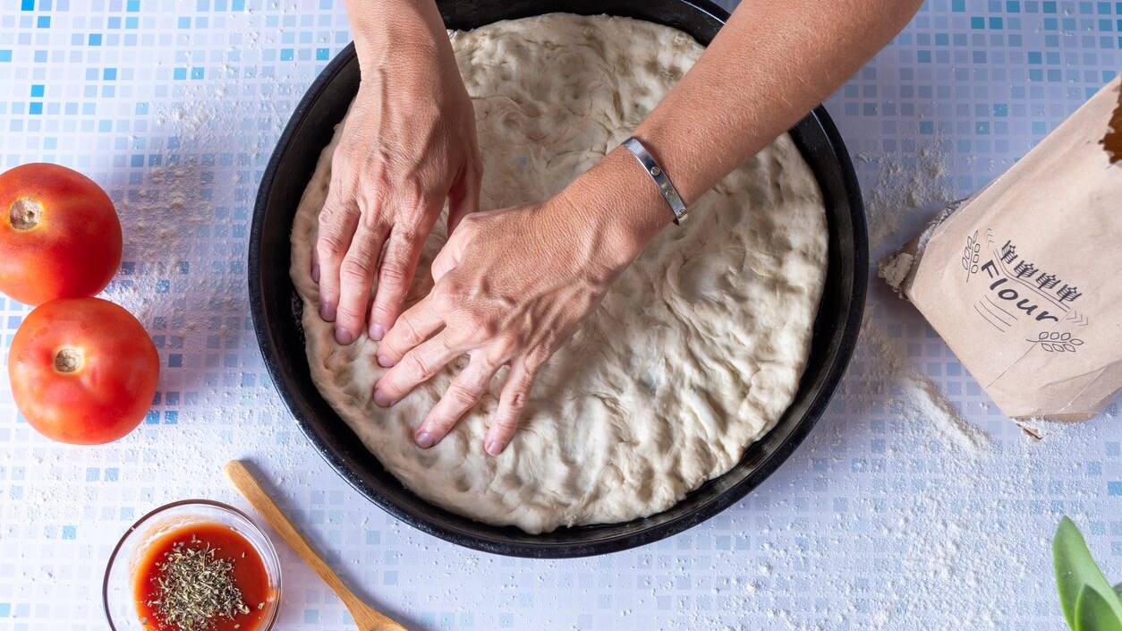 pizza-attacca-teglia