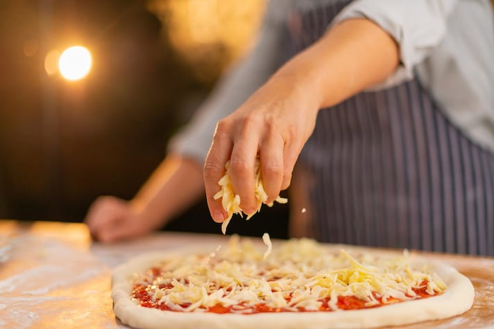 quando-mettere-mozzarella-pizza-fatta-in-casa