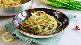 Pasta con puntarelle