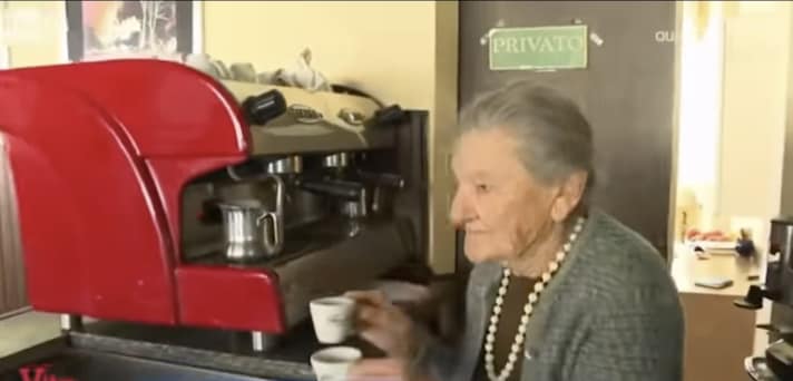 barista-piu-anziana-italia