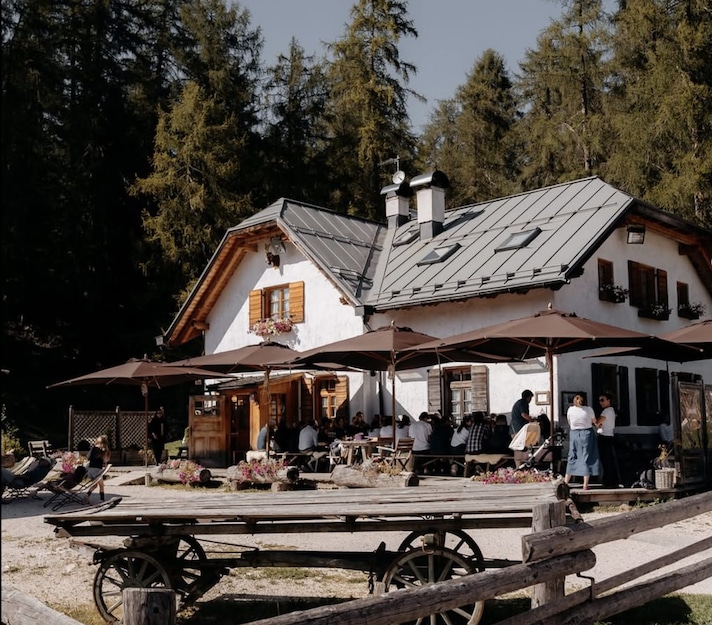 dove-mangiare-cortina-el-brite-de-larieto