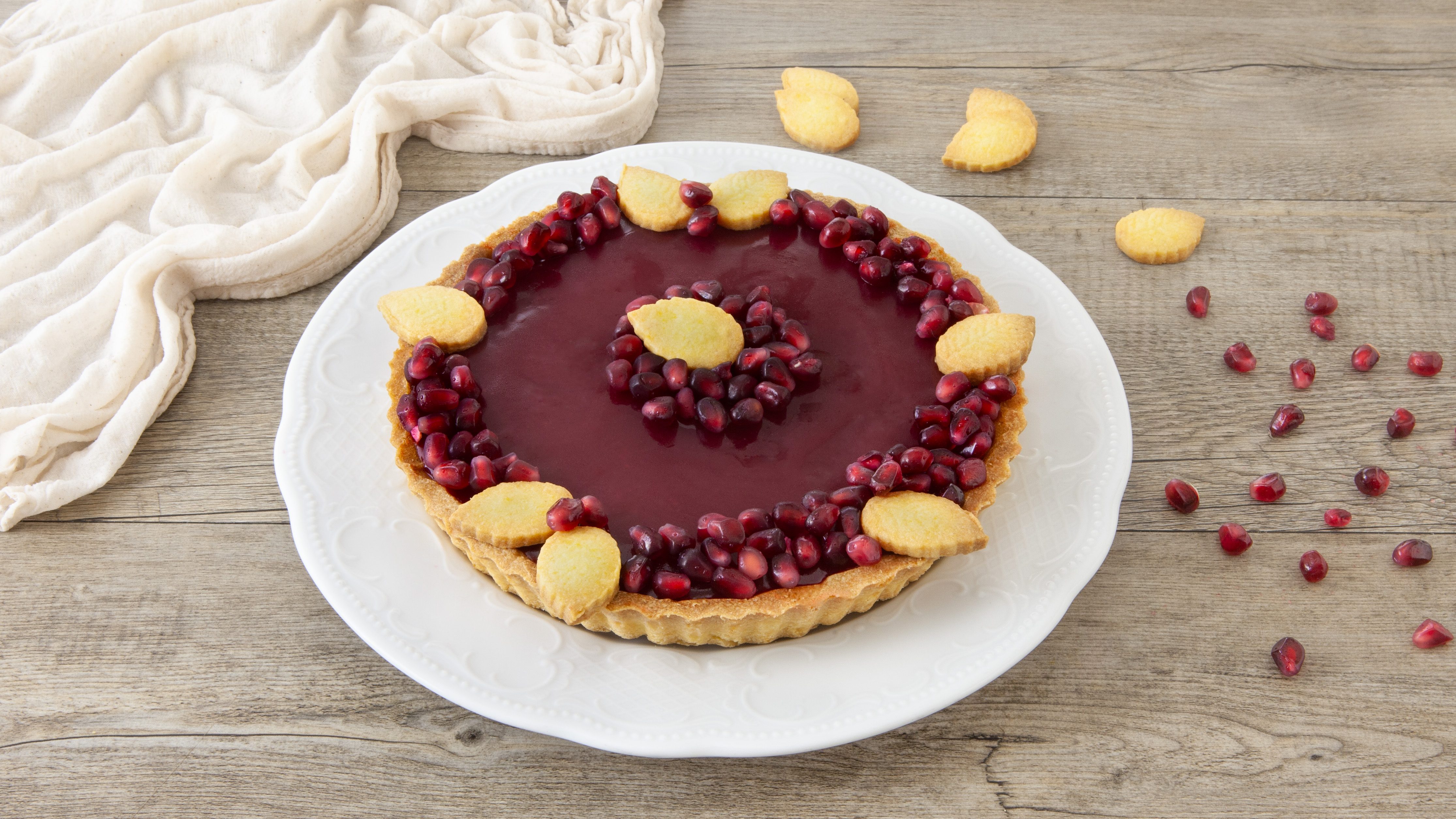 Crostata al melograno: la ricetta del dolce cremoso e fragrante