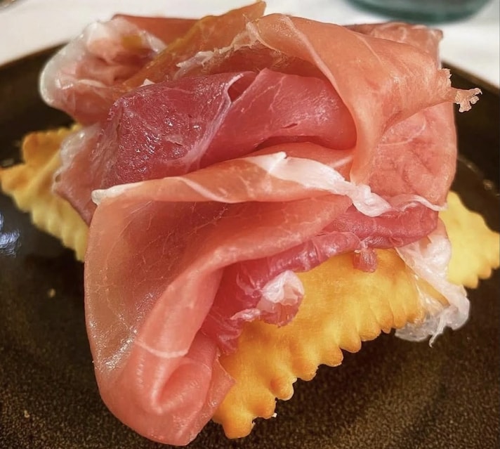 dove-mangiare-tipico-parma-spendendo-poco-i-tre-sciochett