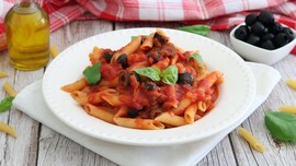 pasta-pomodoro-e-olive