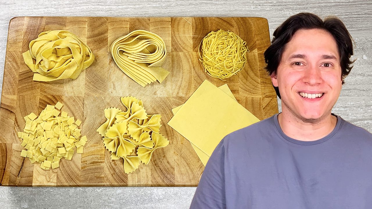 Pasta fresca all'uovo fatta in casa (in diversi formati)