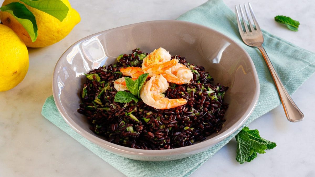 Riso venere con gamberetti