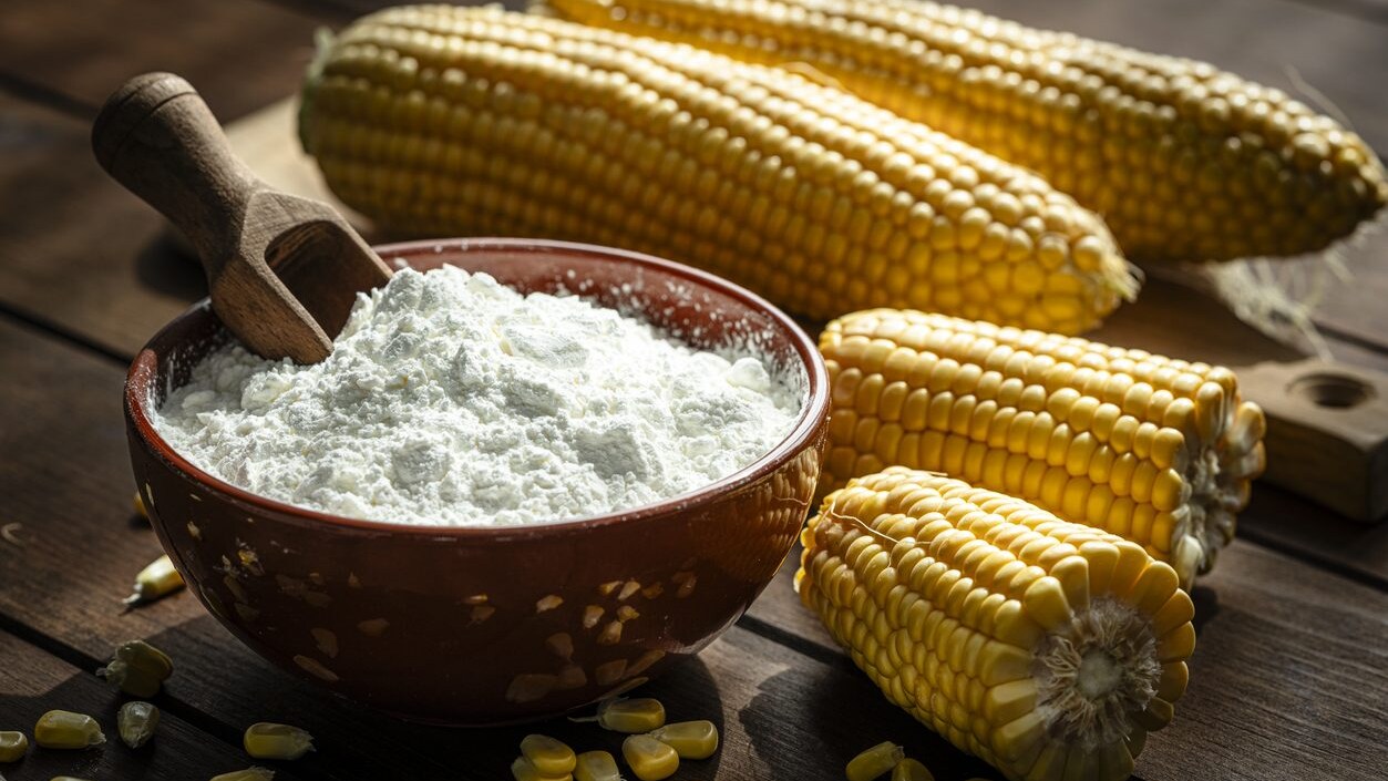 Molto più di un addensante: cos'è l'amido di mais, o maizena, e come si