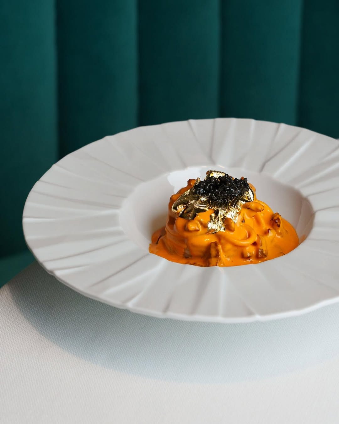 Carbonara, a Milano la servono con foglie d'oro e caviale ed è la più costosa d'Italia