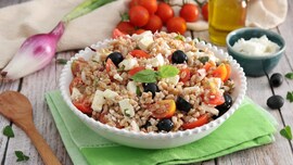 insalata-di-farro-alla-greca