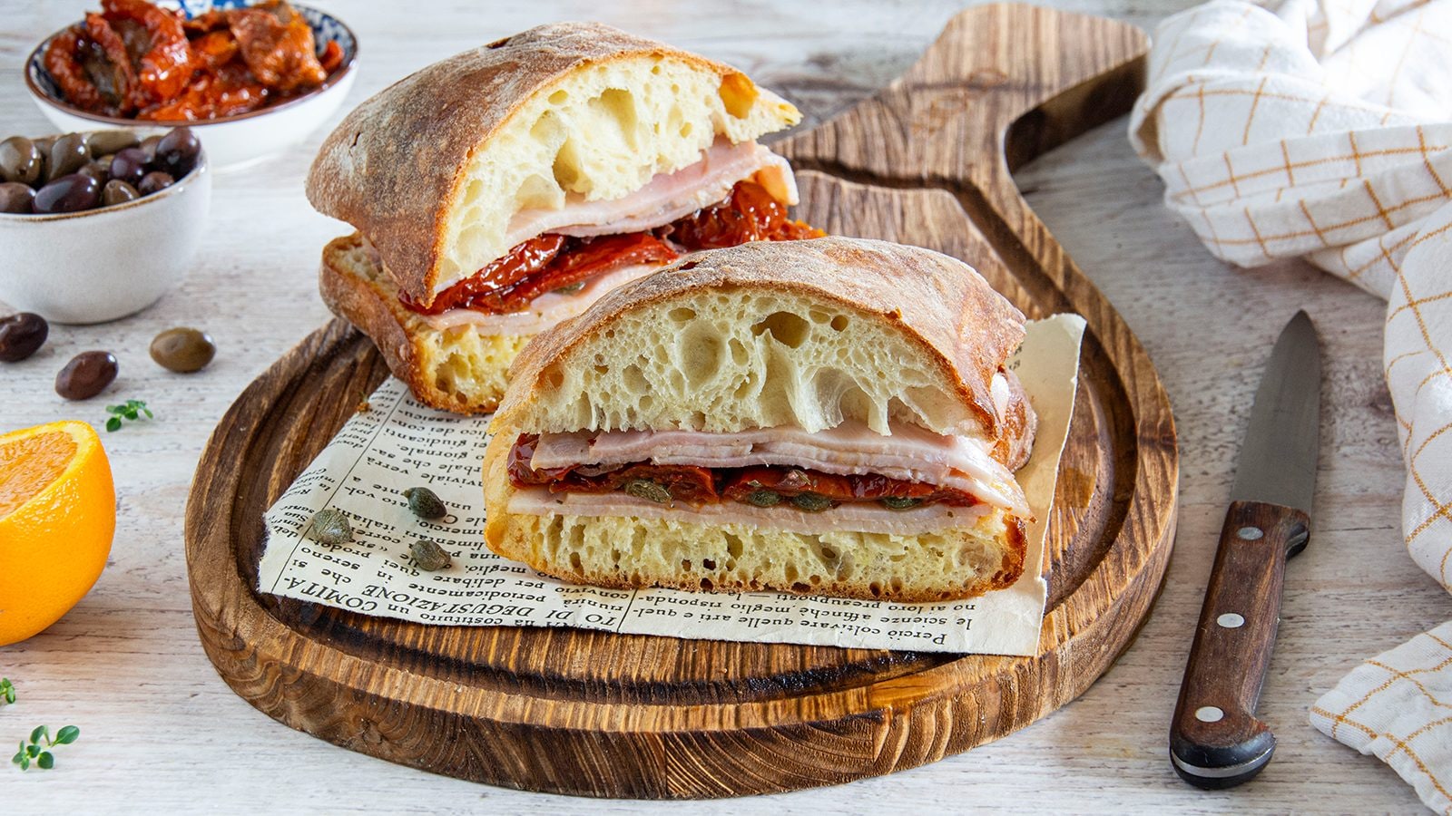 Panino con pesce spada: la ricetta estiva e veloce con 5 ingredienti