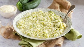 Risotto zucchine e stracchino