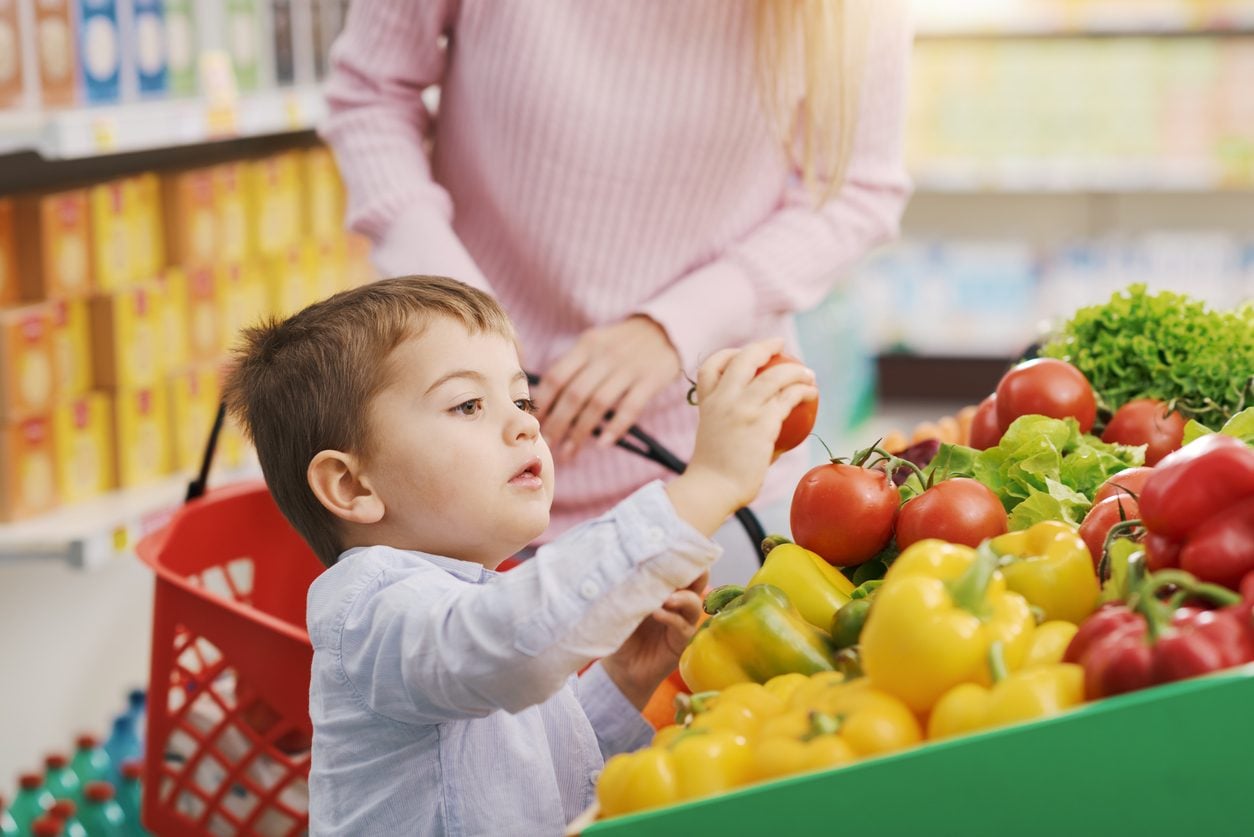 Spesa facile e sana per i bambini: tutti i consigli e i trucchi da tenere a mente