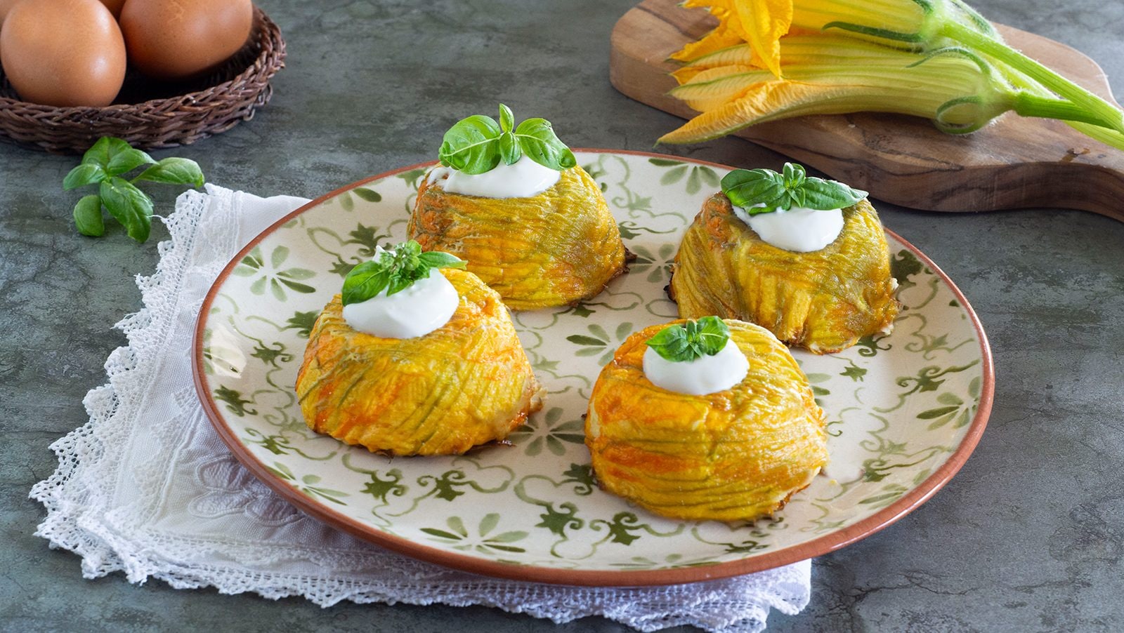 Sformatini di fiori di zucca: la ricetta dell'antipasto estivo colorato e gustoso