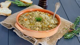 Zuppa di quinoa e legumi