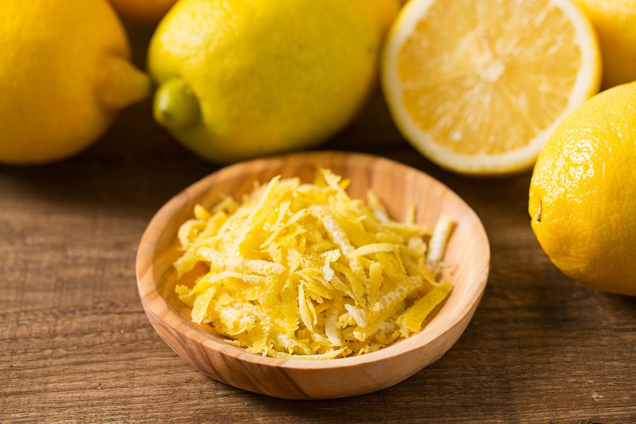 Come riutilizzare la buccia del limone: 10 idee semplici e utili