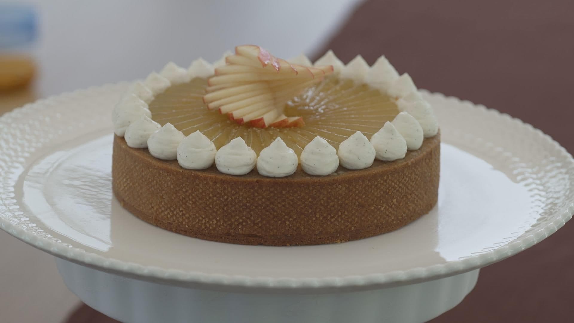 Crostata frangipane alle mele di Iginio Massari: la ricetta della quinta puntata di Bake Off Italia