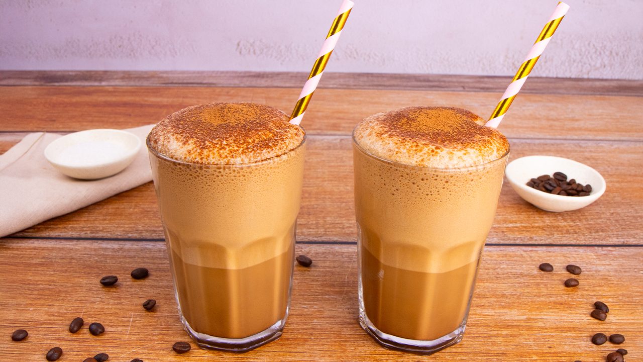 Frappè al caffè: la ricetta della bevanda energetica e rinfrescante