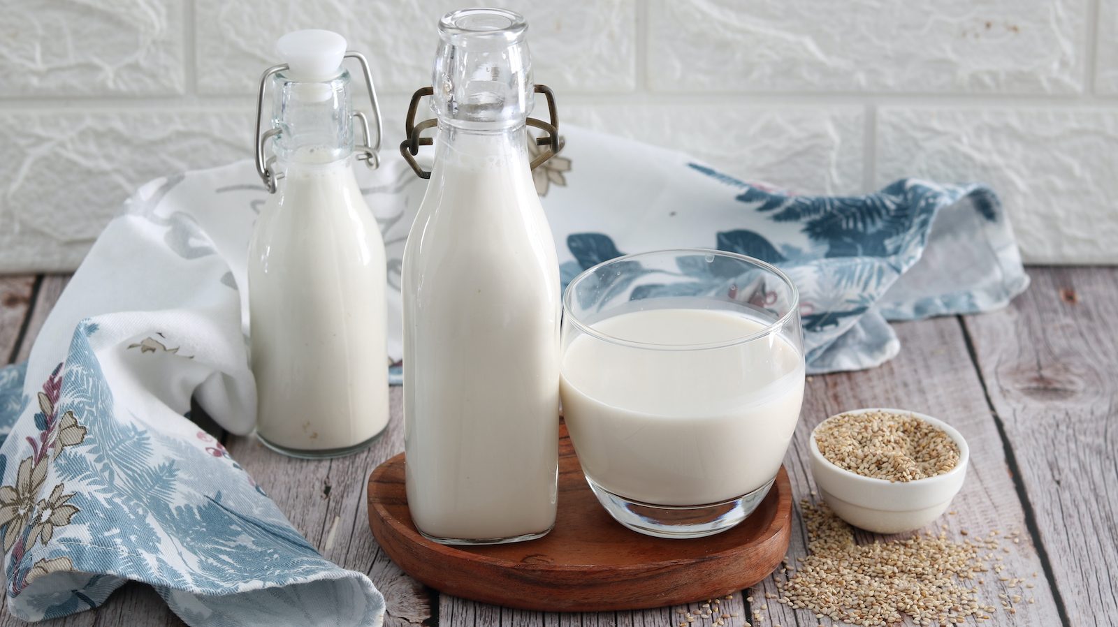 latte-di-sesamo