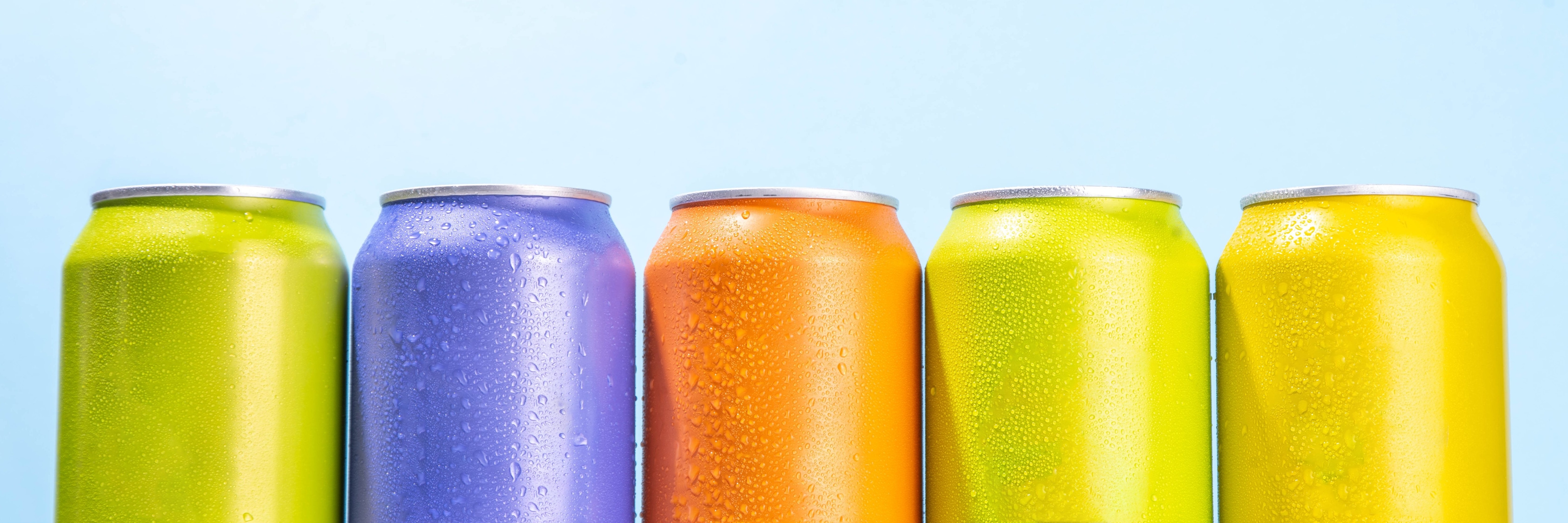 Ready to drink: perché gli alcolici in lattina stanno spopolando all'estero