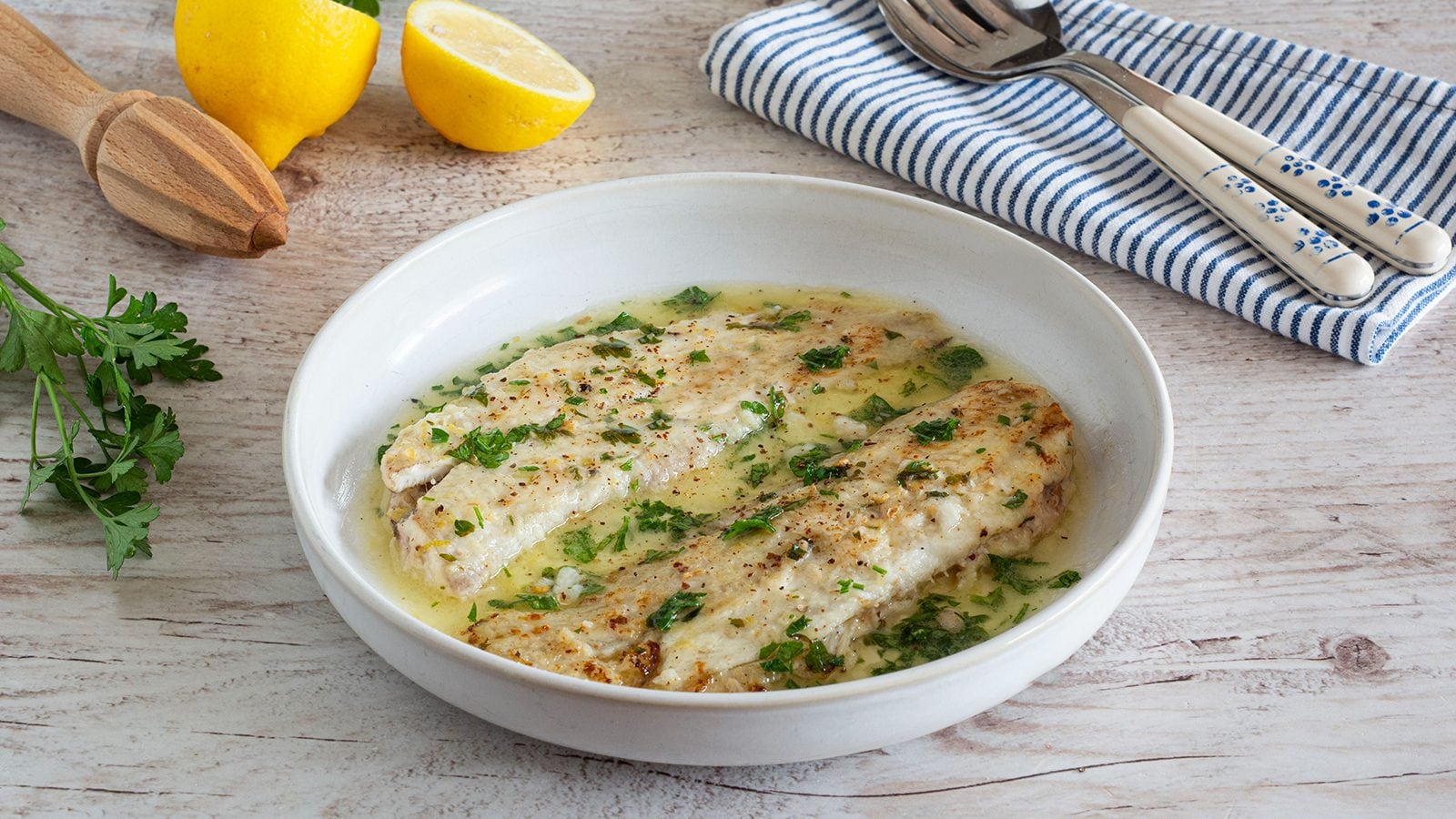 Sogliola alla mugnaia: la ricetta del secondo di pesce veloce e delicato