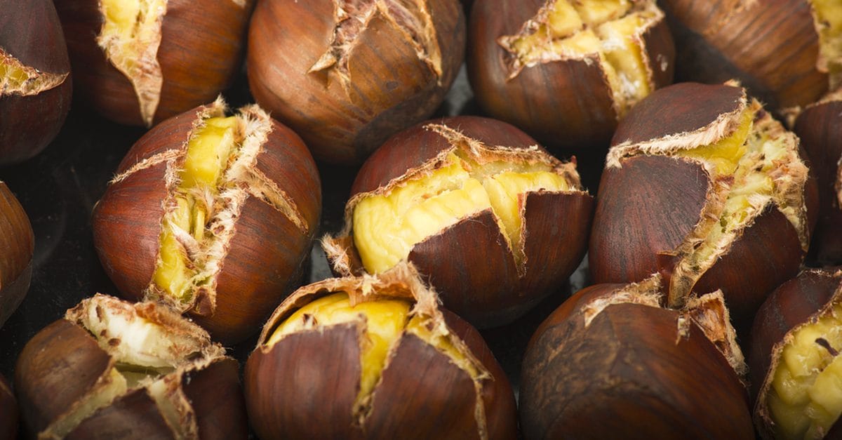 Come sbucciare le castagne: metodi e consigli per non rovinarle