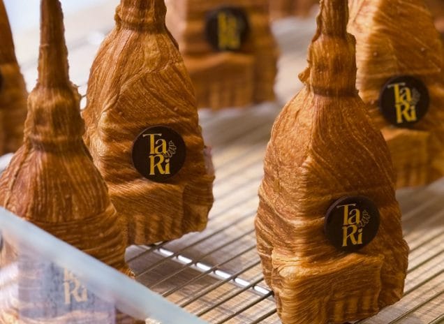 A Torino la colazione diventa arte: nasce la Mole Croissant, il cornetto più social d’Italia