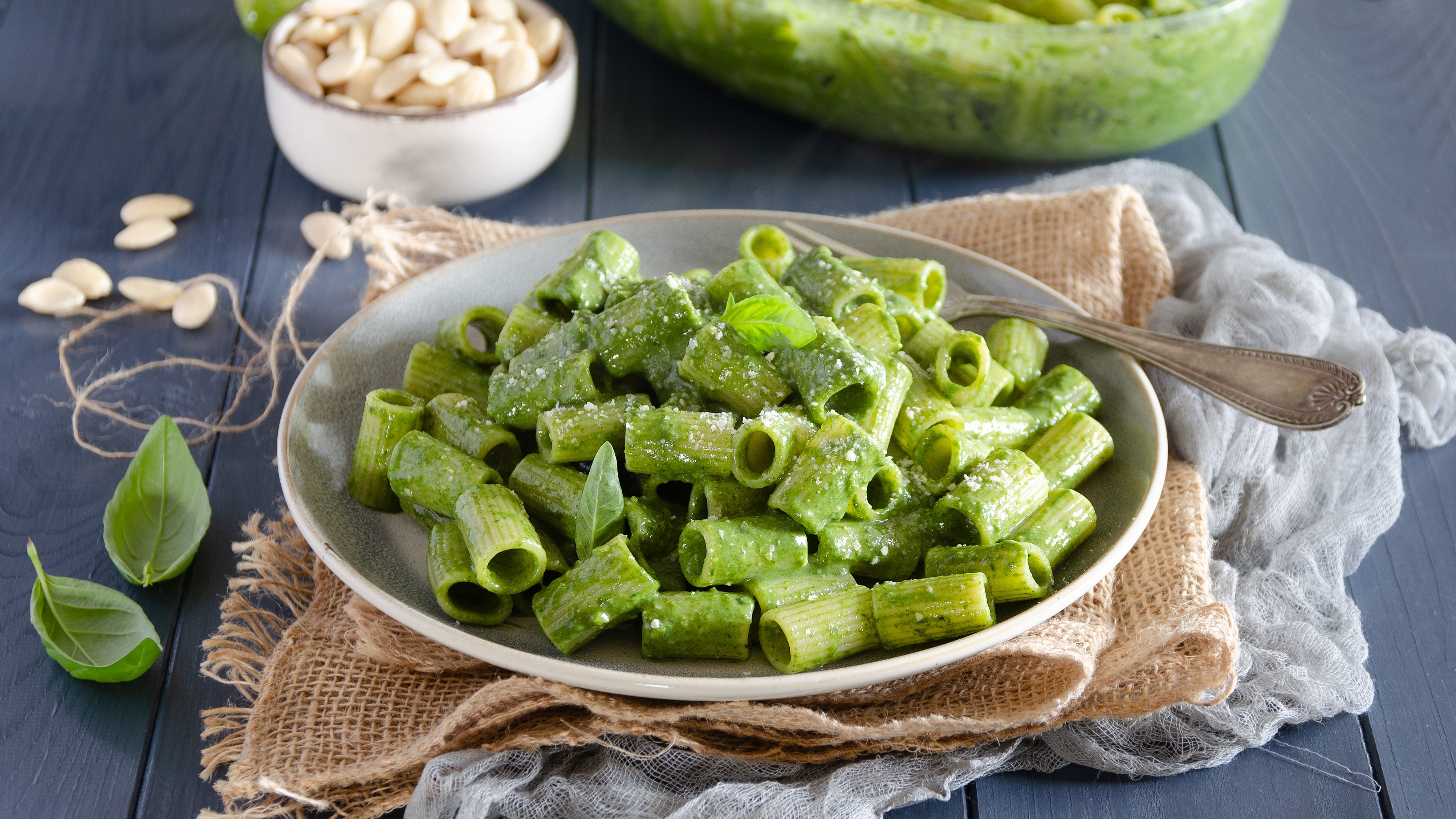 Pasta con le bietole: la ricetta del primo piatto cremoso e saporito