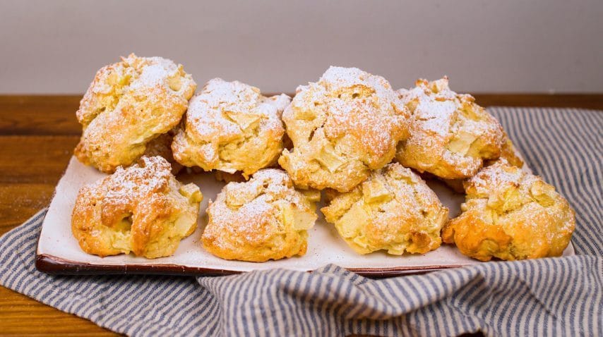 Biscotti alle mele: la ricetta dei dolcetti veloci e deliziosi