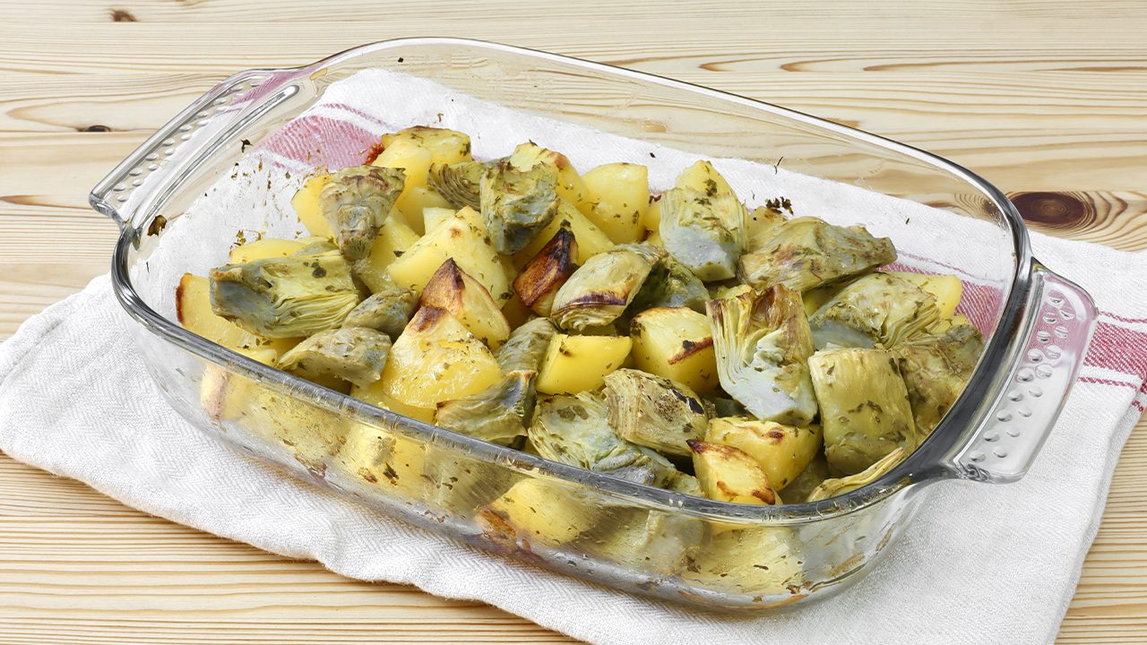 Carciofi e patate al forno