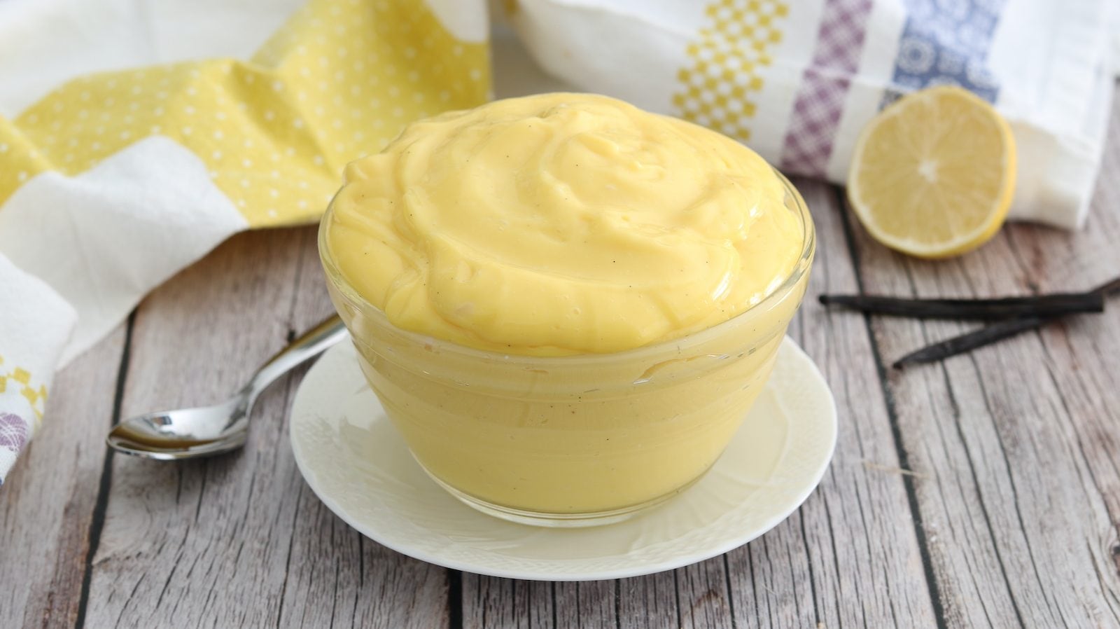 Crema pasticciera di Iginio Massari: la ricetta del maestro pasticciere