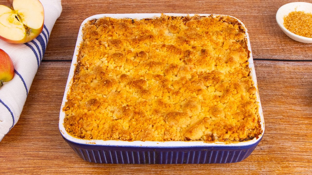 Crumble di mele: la ricetta del dolce tipico della pasticceria inglese