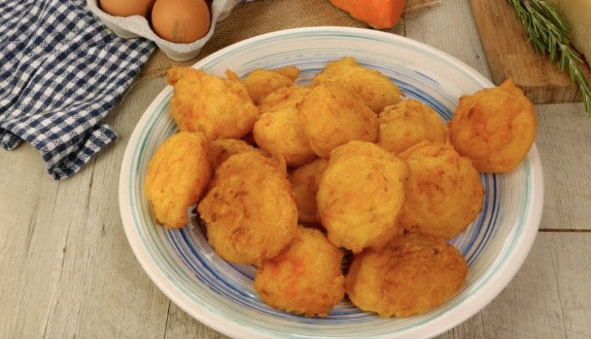 Frittelle di zucca: la ricetta dei bocconcini morbidi e irresistibili