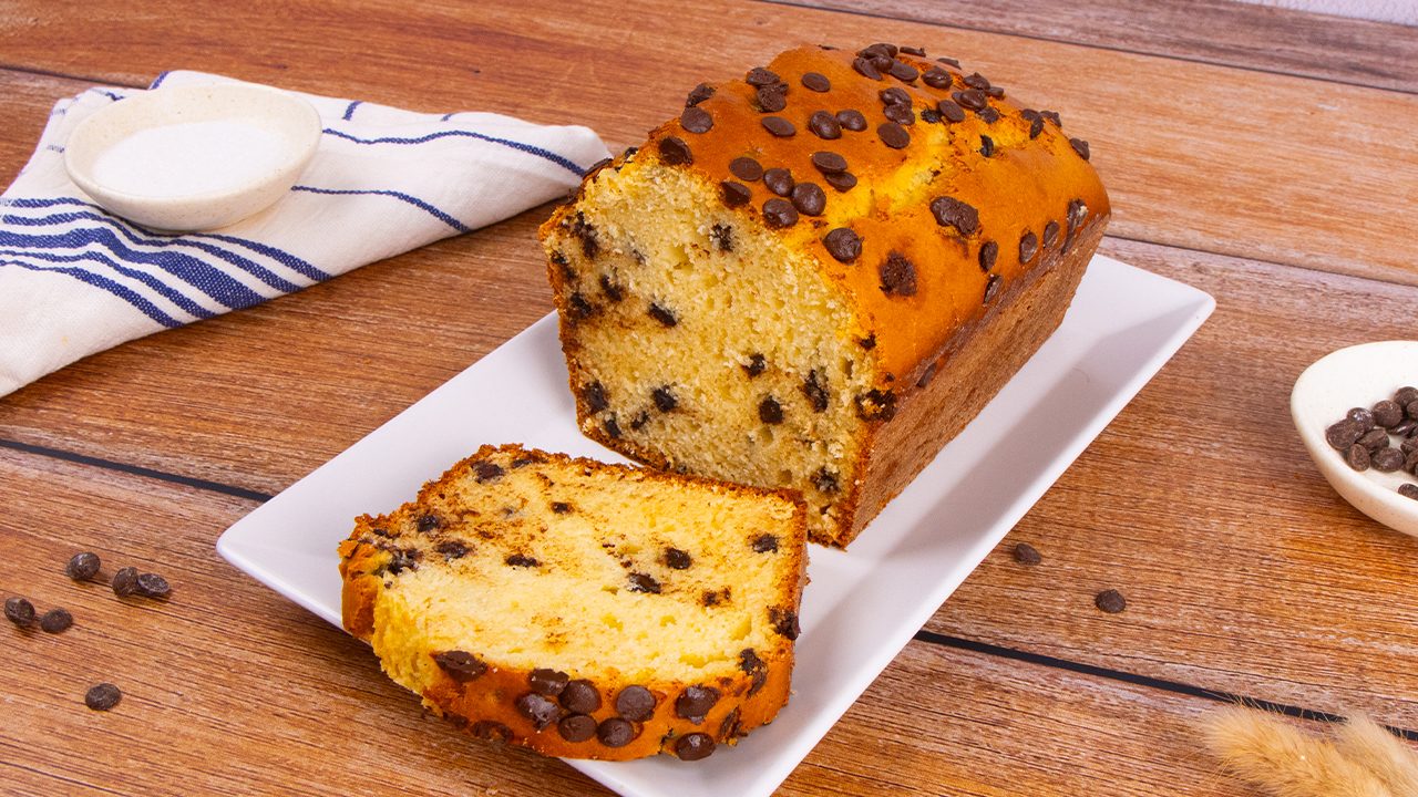 Plumcake alla ricotta: la ricetta del dolce da credenza morbido e profumato