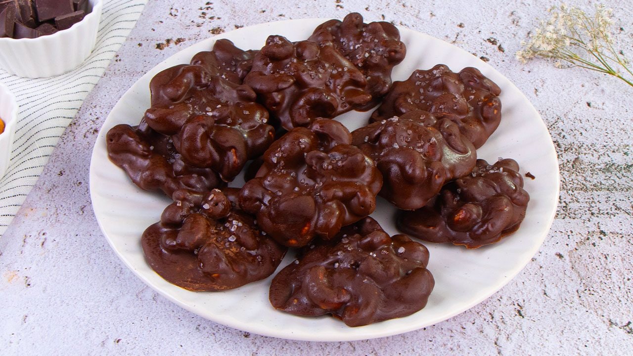Anacardi al cioccolato: la ricetta dei dolcetti veloci e croccanti