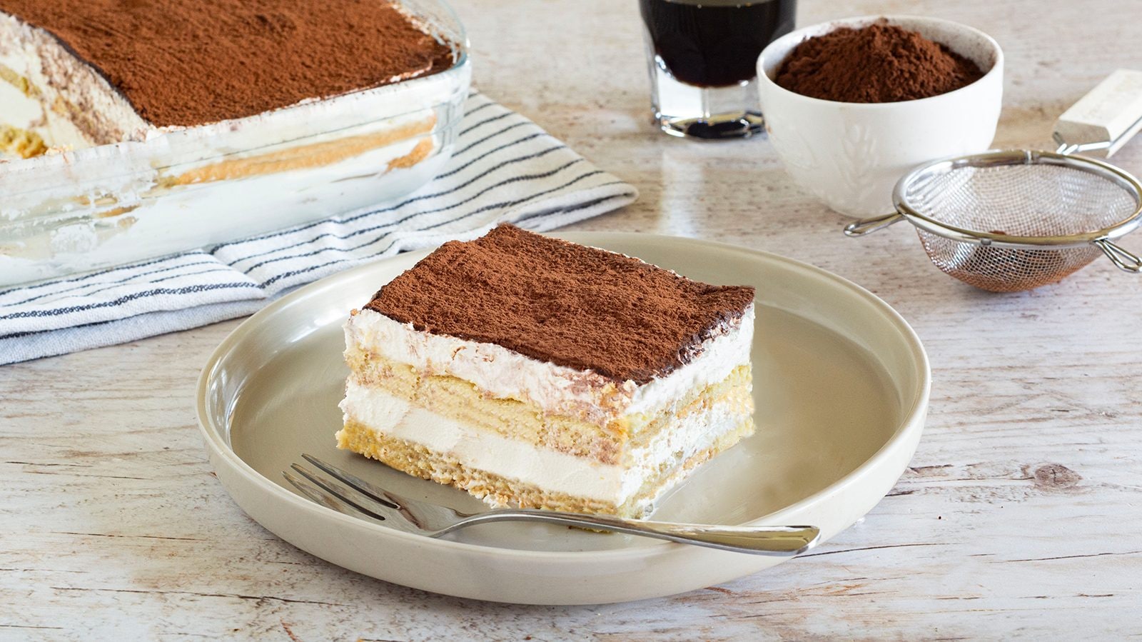 Tiramisù di Iginio Massari: la ricetta del dessert secondo il celebre maestro pasticciere