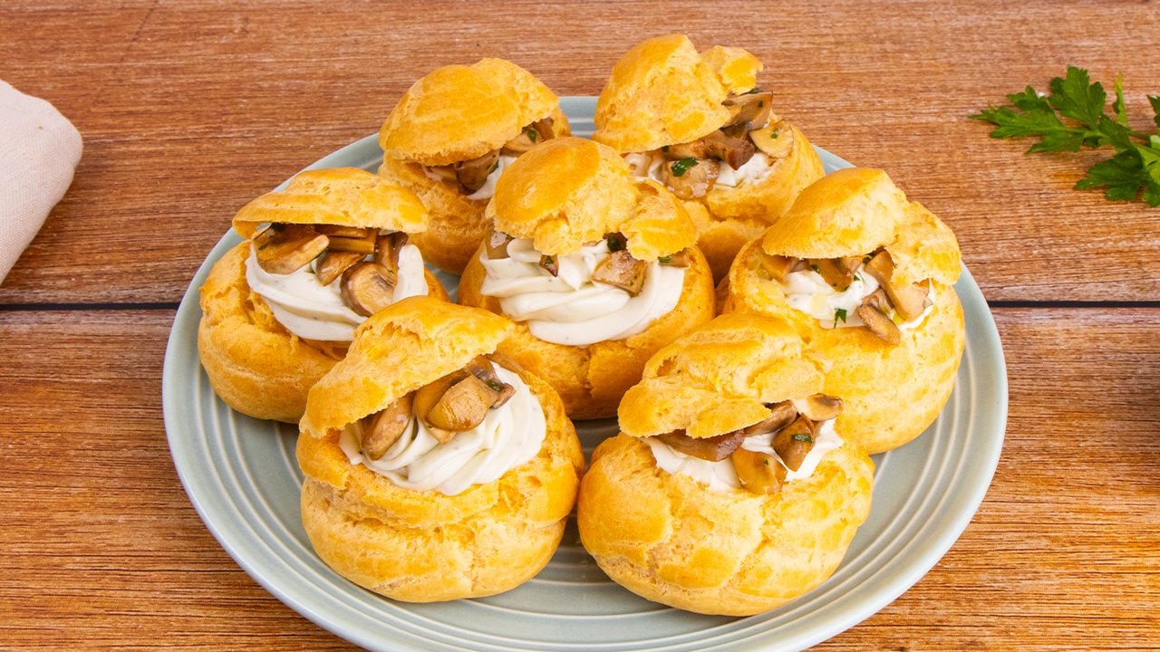 Bignè ai funghi: la ricetta dell'antipasto raffinato e gustoso