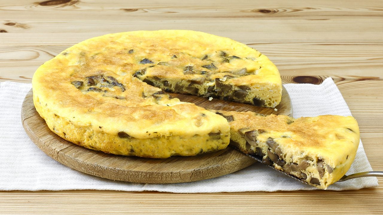 Frittata di funghi: la ricetta del secondo piatto facile e gustoso