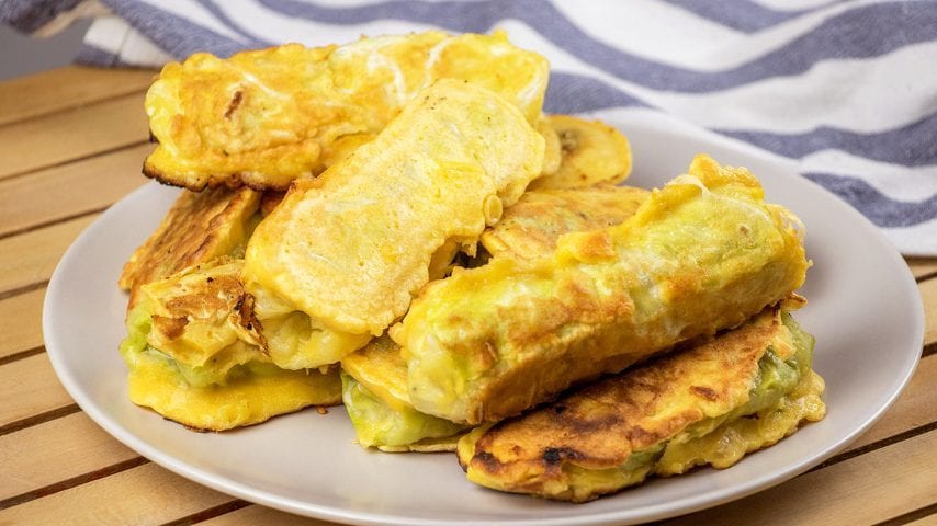 Involtini di verza in pastella: la ricetta del secondo piatto veloce con goloso ripieno