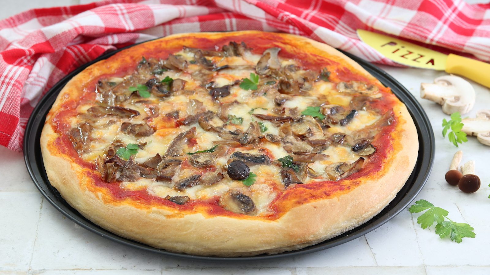Pizza ai funghi