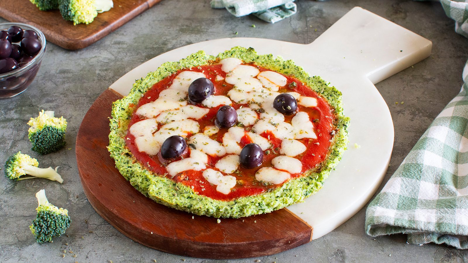 Pizza di broccoli: la ricetta gluten free semplice e gustosa