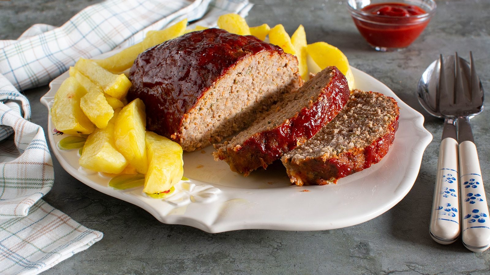 Polpettone americano: la ricetta del secondo di carne gustoso e saporito