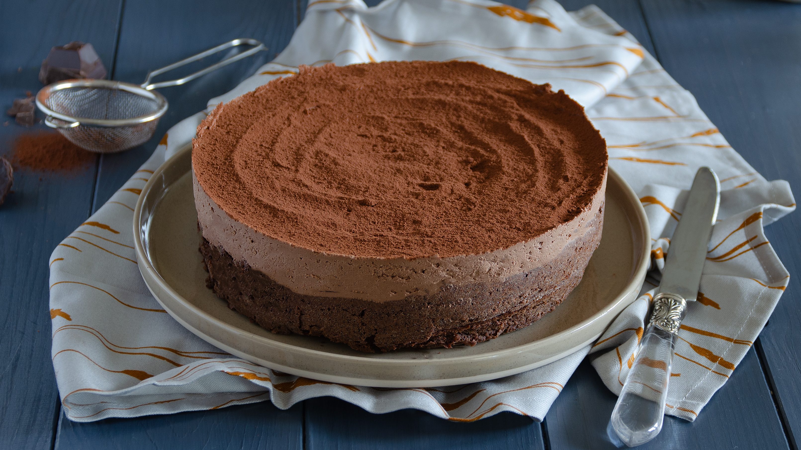Torta Lisbona: la ricetta della Lisbon Chocolate Cake o Landeau Cake