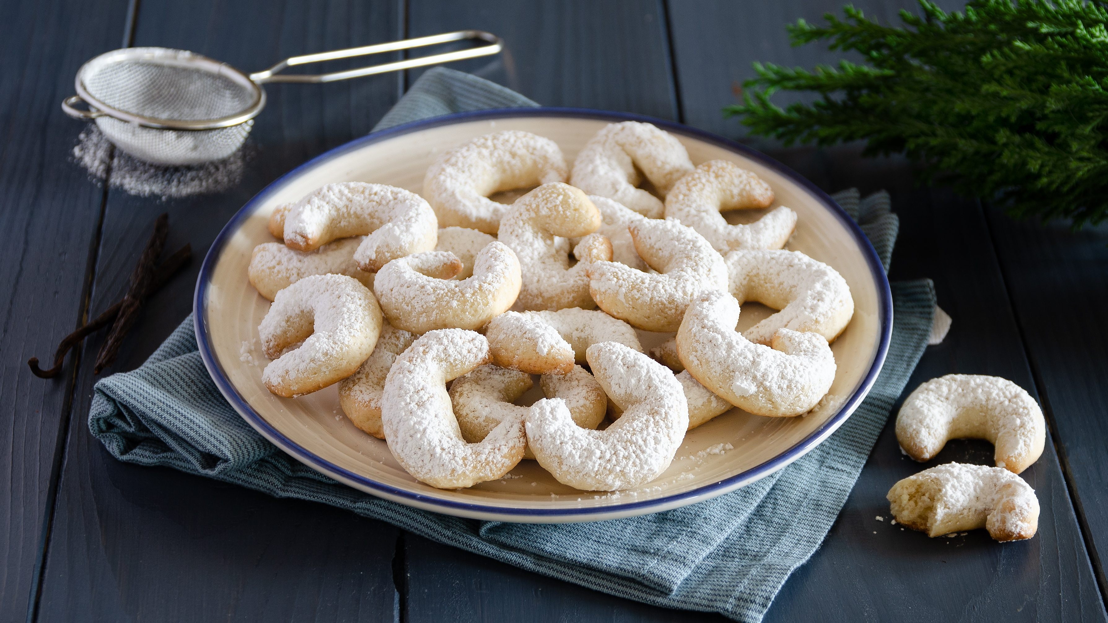 Vanillekipferl: la ricetta austriaca dei biscotti cornetti alla vaniglia