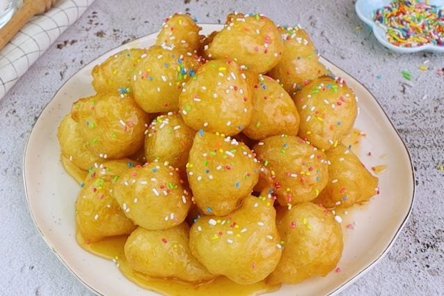 Zeppole dell'Immacolata: la ricetta delle frittelle tipiche campane per l'8 dicembre