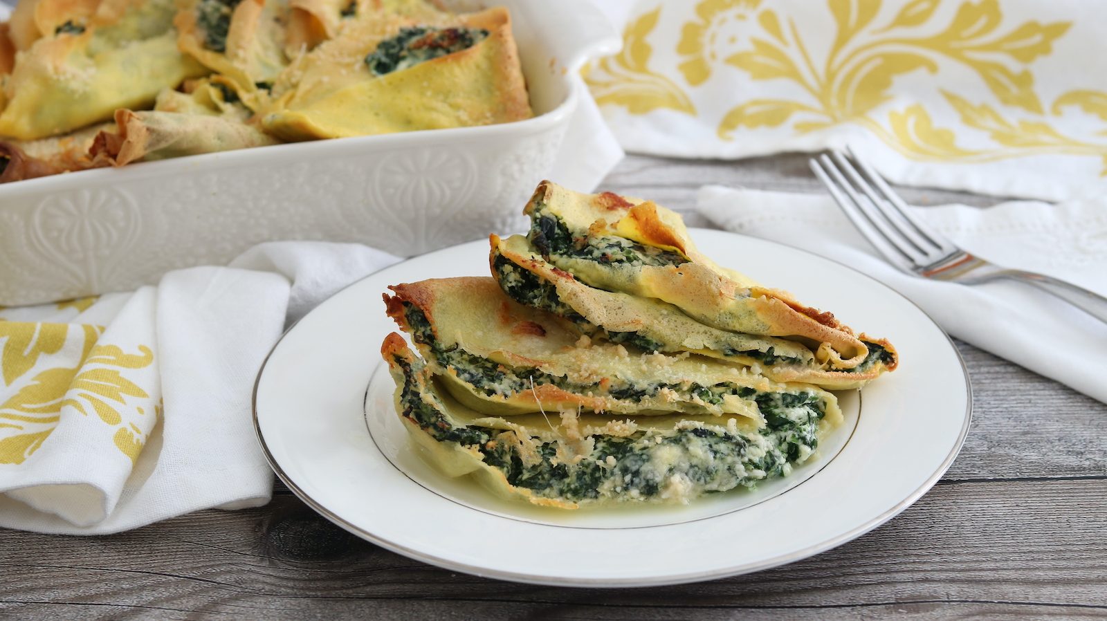 Crêpes ricotta e spinaci: la ricetta del primo piatto saporito e gustoso
