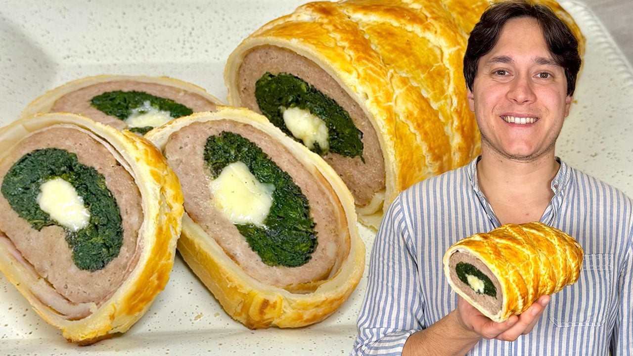 Polpettone in crosta di pasta sfoglia: la ricetta del secondo di festa goloso e filante