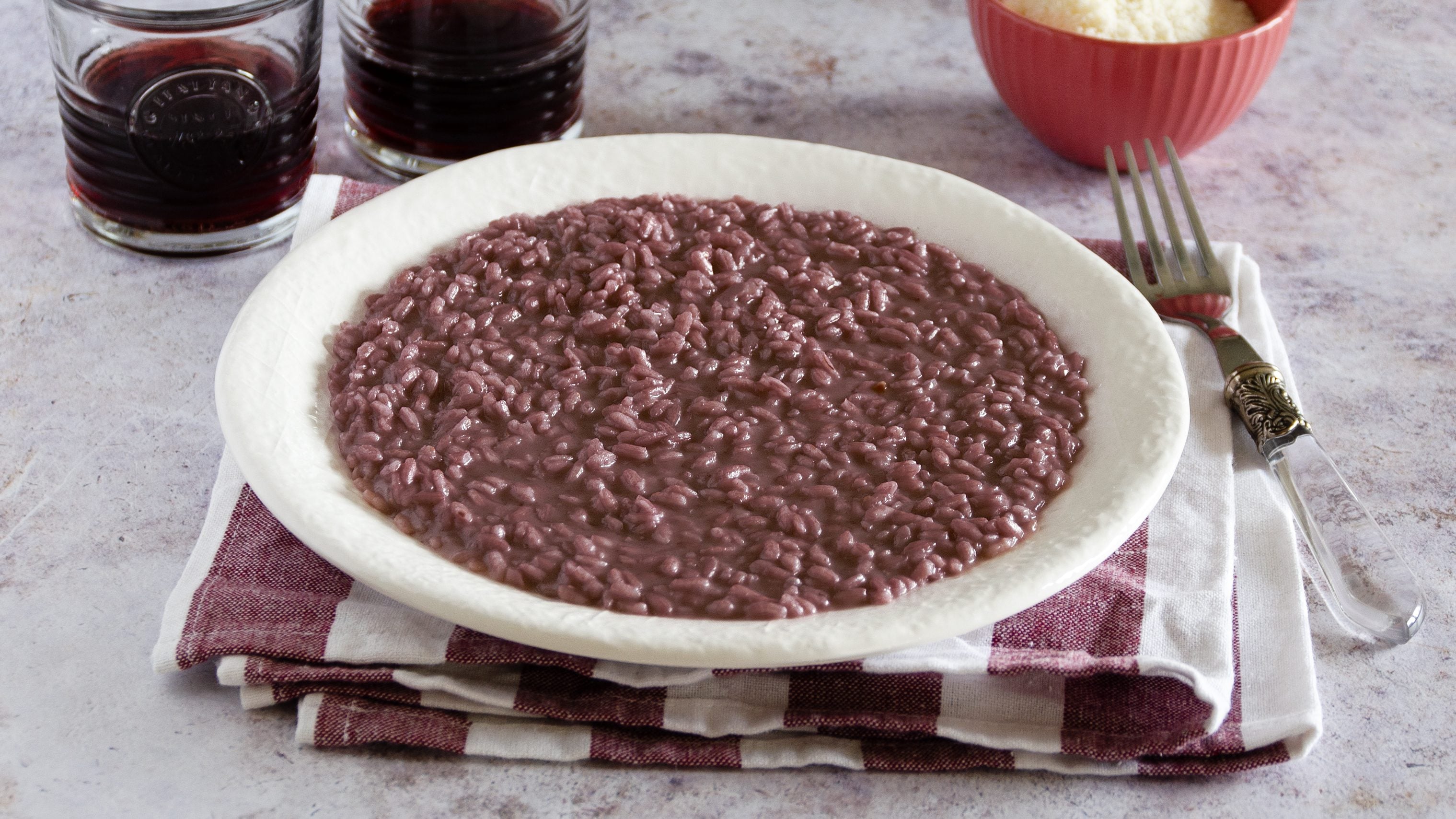 Risotto all'Amarone: la ricetta del primo piatto tipico di Verona